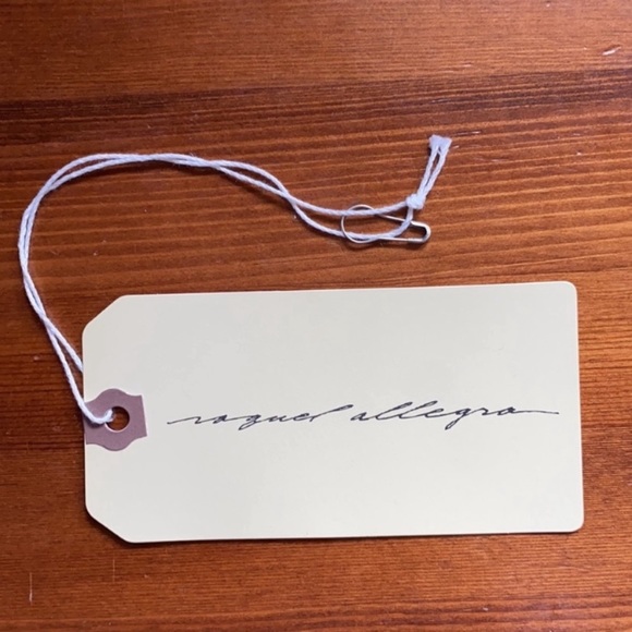 Raquel Allegra Shirred Blouse - Picture 11 of 12